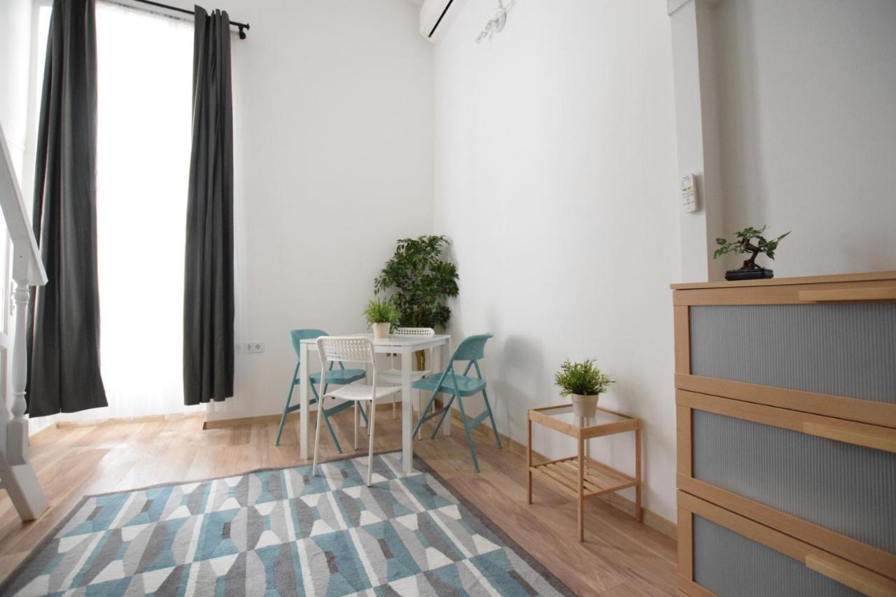 Budget Apartment By Hi5 - Kertesz Street Budapest Luaran gambar